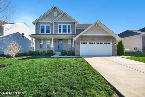 18111 Bridle Run Dr, Louisville, KY 40245