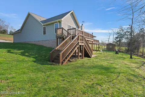 351 Serenity Cove Ln, Mammoth Cave, KY 42259