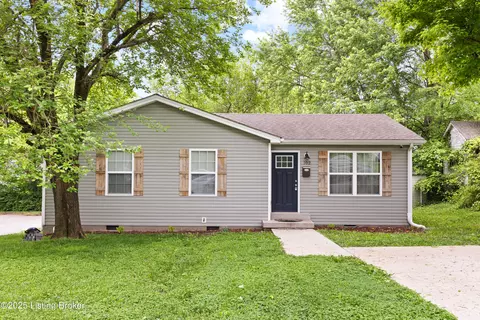 102 W Warfield St, Elizabethtown, KY 42701