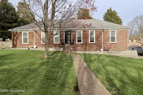 7905 Celestial Way, Louisville, KY 40291