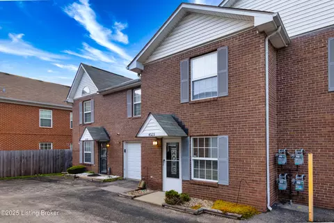 4525 Meadowlark Manor Ln, Louisville, KY 40245