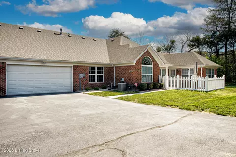 10620 Glenmary Springs Dr, Louisville, KY 40291