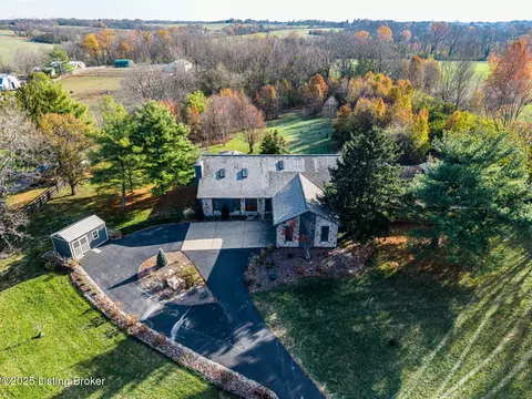 630 Webb Rd, Simpsonville, KY 40067