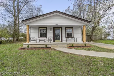 9743 Mason Ln, Fairdale, KY 40118