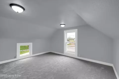 Bedroom - 10837 Bloomfield Rd, Springfield, KY 40069 photo 5 of 10
