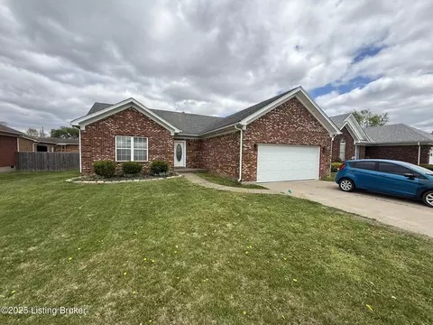 7213 Hassock Dr, Louisville, KY 40258