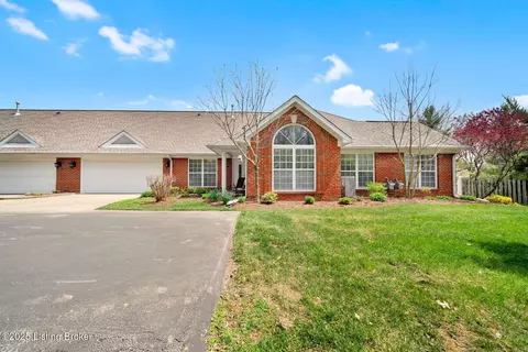 10500 Monticello Forest Cir, Louisville, KY 40299