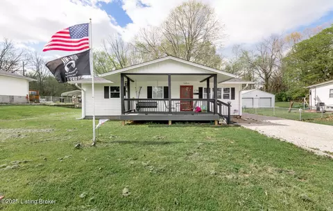 120 Crestview Dr, Brandenburg, KY 40108