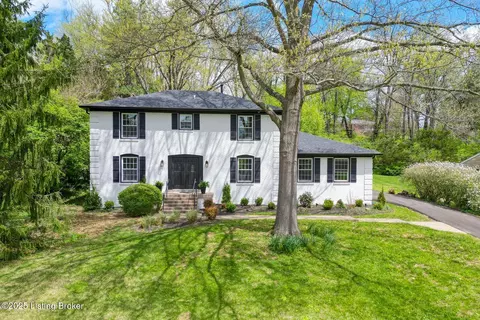 607 Glen Ct, Louisville, KY 40207
