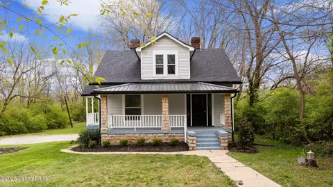 425 Cherry Ln, Pewee Valley, KY 40056