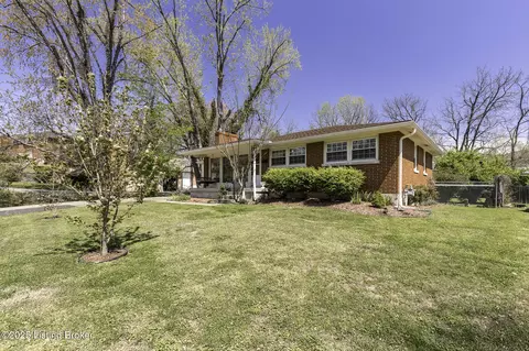 1109 S Chesley Dr, Louisville, KY 40219