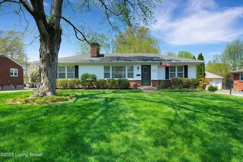 4419 Dannywood Rd, Louisville, KY 40220