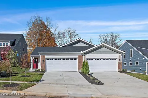 10041 Windcrest Farms Ln #27B, Louisville, KY 40291