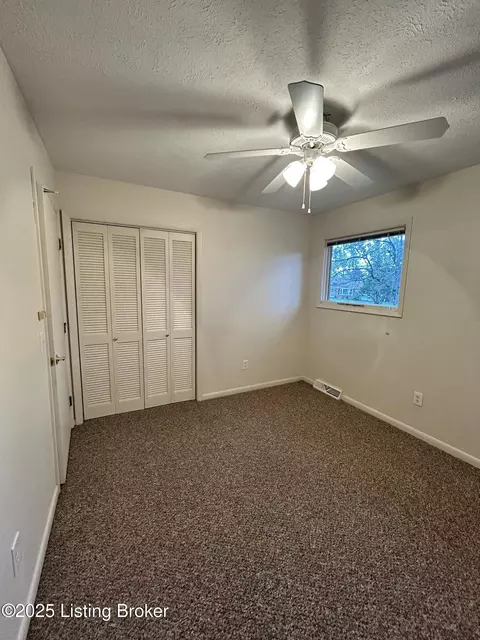 Bedroom - 441 Eastern Drive Dr, Radcliff, KY 40160 photo 3 of 5