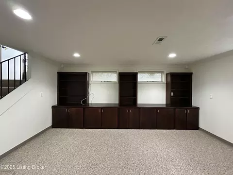 Living - 441 Eastern Drive Dr, Radcliff, KY 40160 photo 7 of 9
