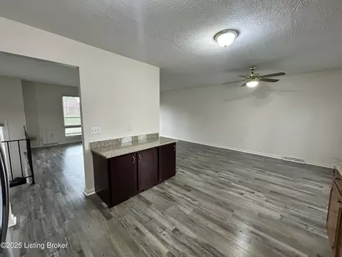 Living - 441 Eastern Drive Dr, Radcliff, KY 40160 photo 6 of 9