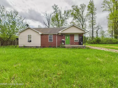 5302 E Indian Trl, Louisville, KY 40218