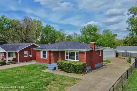 2801 Triplett Ct, Louisville, KY 40216