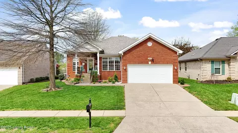 6814 Brighton Springs Ln, Louisville, KY 40291