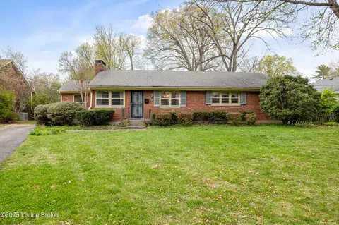 3731 Essex Rd, Louisville, KY 40220