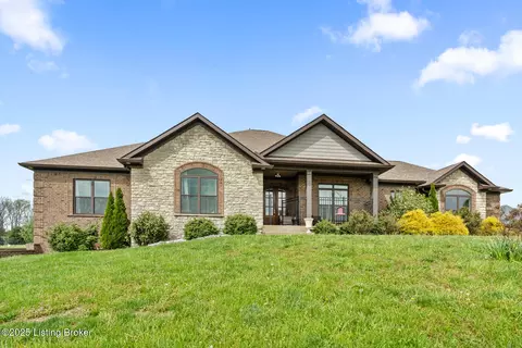 1012 Windsor Ct, Shelbyville, KY 40065