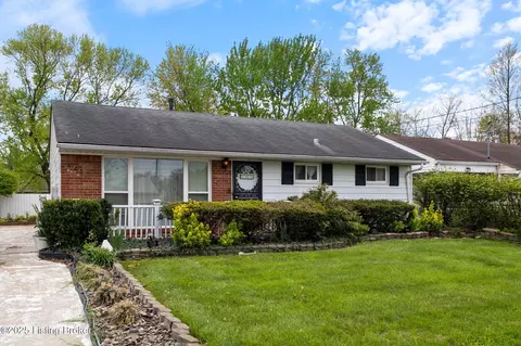 4412 Silverleaf Dr, Louisville, KY 40213