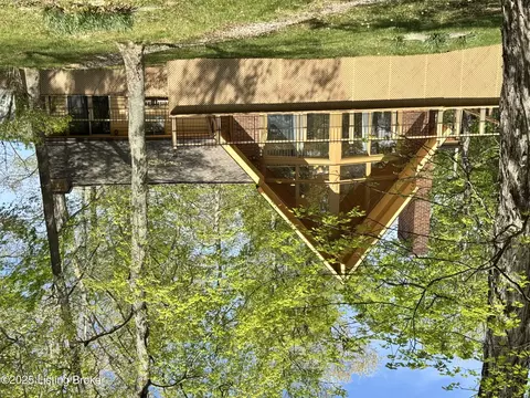 38 Brightberry St, Brandenburg, KY 40108