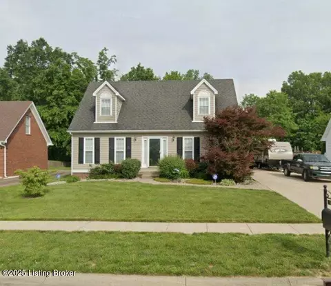 12500 Hedgeapple Way, Louisville, KY 40272