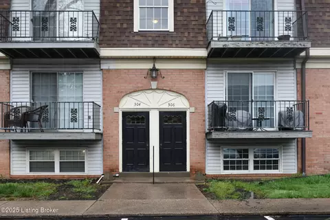 304 Chanel Ct #4, Louisville, KY 40218