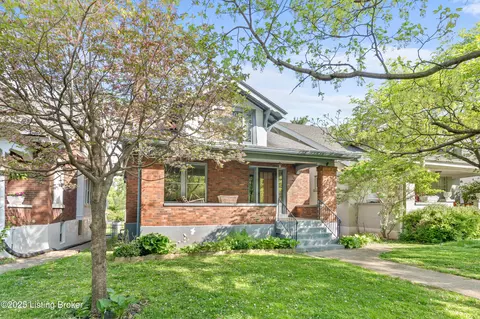1907 Alfresco Pl, Louisville, KY 40205
