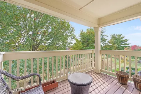 3909 Yardley Ct #312, Louisville, KY 40299