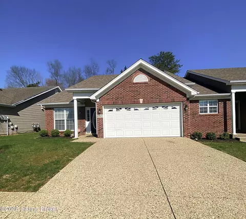 8105 Arbor Brook Ln, Louisville, KY 40228