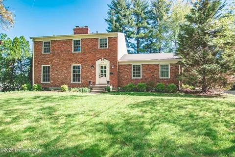 1609 Dundee Way, Louisville, KY 40205