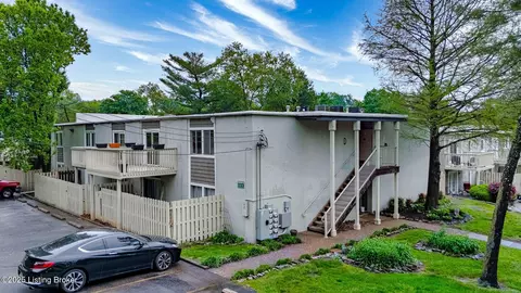 1935 Gardiner Ln #D55, Louisville, KY 40205