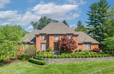 2801 Alta Vista Pl, Louisville, KY 40206