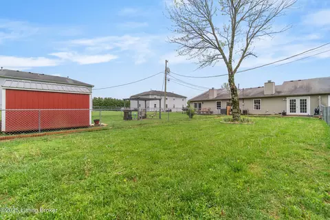 Exterior - 136 Beechtree Ln, Mount Washington, KY 40047 photo 1 of 1