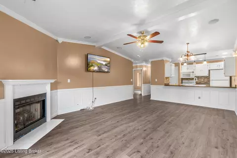Living - 136 Beechtree Ln, Mount Washington, KY 40047 photo 1 of 2