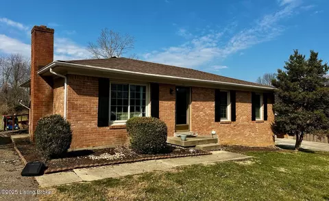 36 Hobart Dr, Campbellsburg, KY 40011