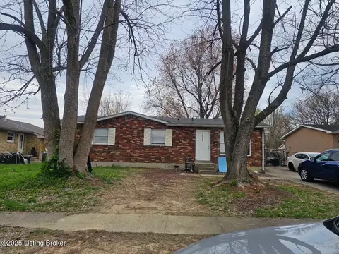 4903 Poitier Ct, Louisville, KY 40218