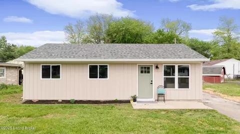 4404 Plantus Pl, Louisville, KY 40213