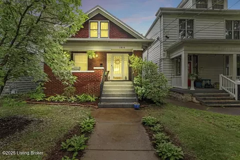 1814 Deerwood Ave, Louisville, KY 40205