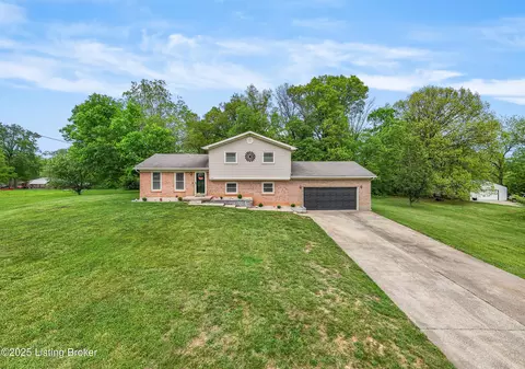 190 Pats Ln, Mount Washington, KY 40047