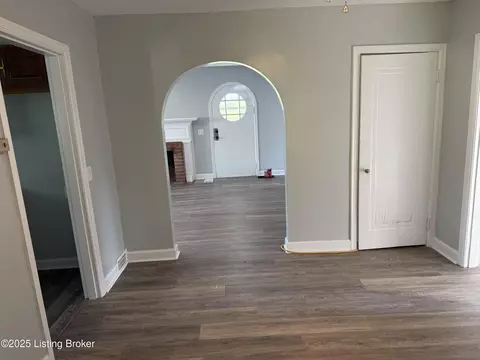 Living - 153 Chaplin Rd, Bloomfield, KY 40008 photo 7 of 7