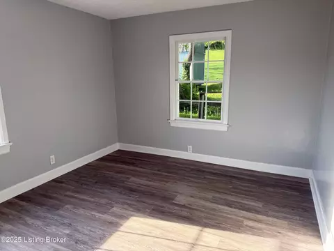 Bedroom - 153 Chaplin Rd, Bloomfield, KY 40008 photo 3 of 6