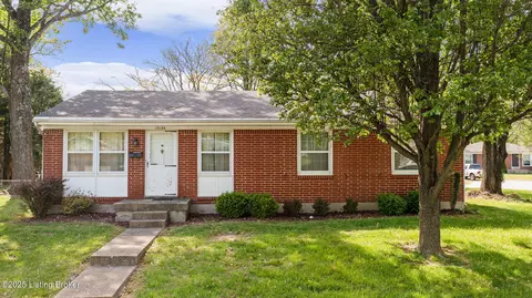 10108 Caven Ave, Louisville, KY 40229