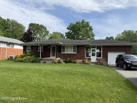 1862 Lynn Lea Rd, Louisville, KY 40216