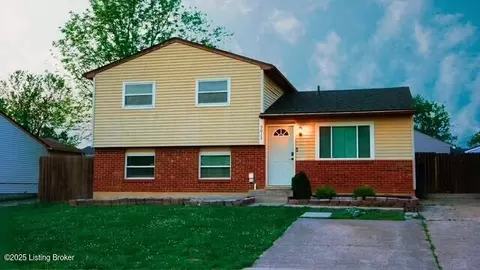 5013 Tolkien Ct, Louisville, KY 40229