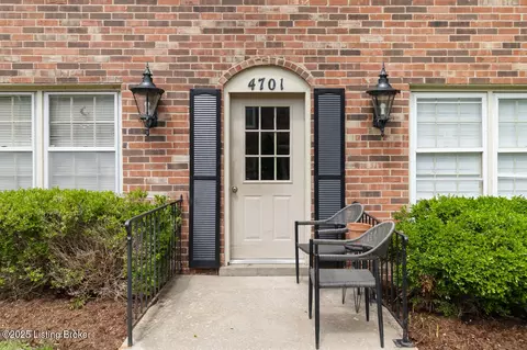 4701 Weybridge Gdns #103, Louisville, KY 40207