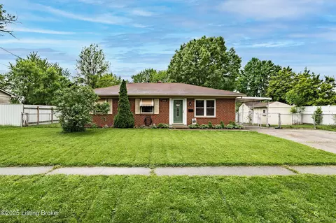 3906 Oakleaf Ln, Louisville, KY 40219