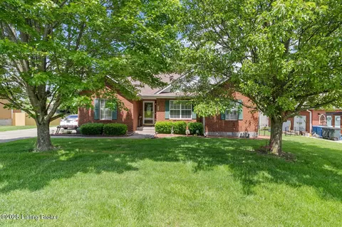 107 Pecan Dr, Bardstown, KY 40004